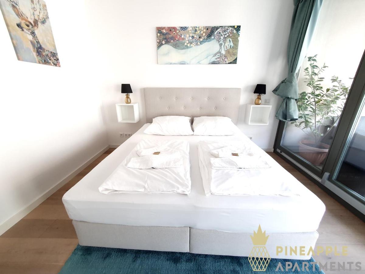 Pineapple Apartments Luxus Apartment Im Palais Am Neumarkt เดรสเดน ภายนอก รูปภาพ